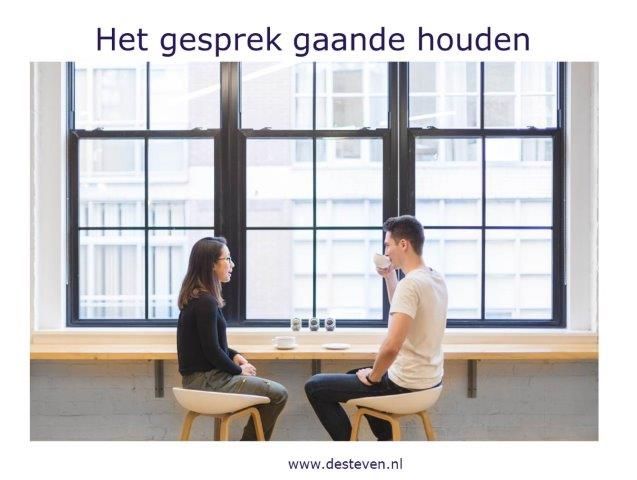 Gesprek gaande houden